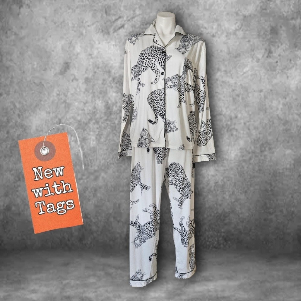 NWT/ FLORE Tiger PRINT Pajamas XL